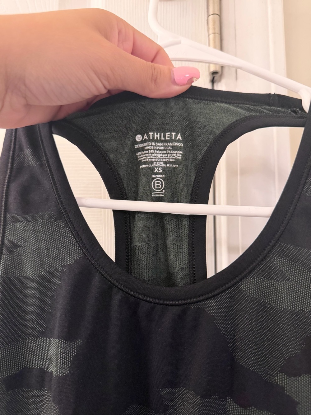 Athleta Black Gray Camo Racerback Workout Tank Top - Picture 4 of 5